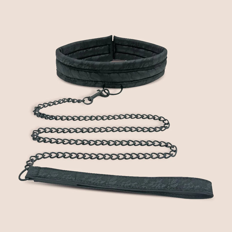 Sincerely Lace Collar & Leash Set – Black Padded Lace Collar with 30-Inch Leash