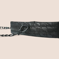 Sincerely Lace Collar & Leash Set – Black Padded Lace Collar with 30-Inch Leash